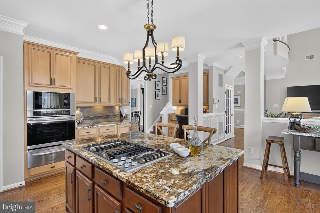 5779 COACHVIEW COURT