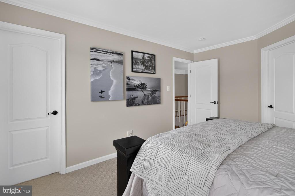 5779 COACHVIEW COURT