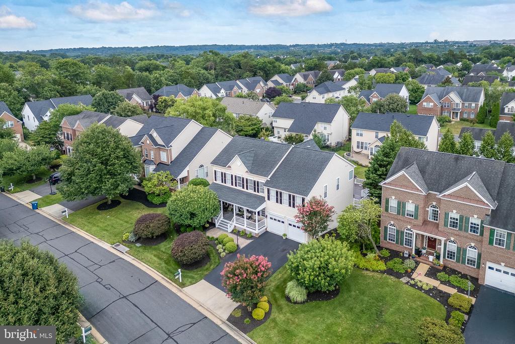 5779 COACHVIEW COURT