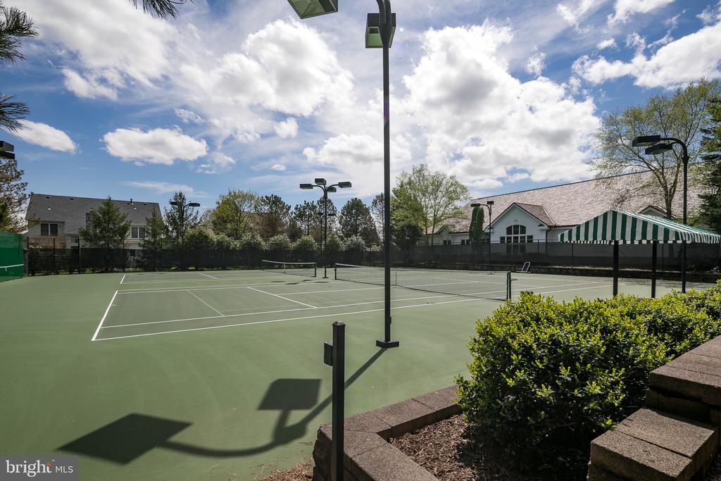 5779 COACHVIEW COURT
