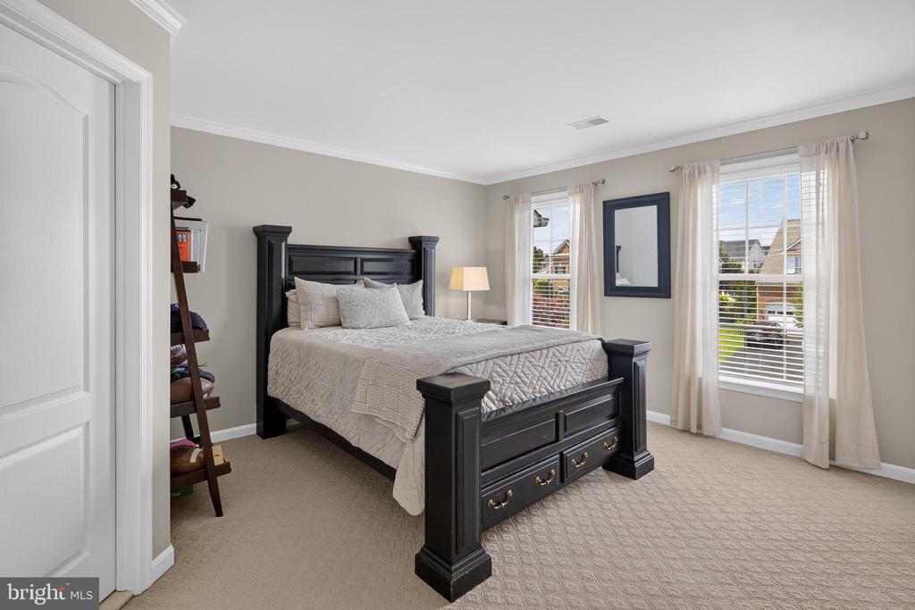 5779 COACHVIEW COURT