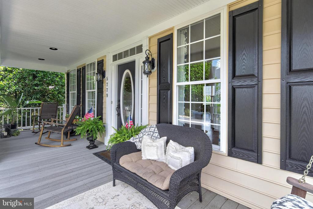 5779 COACHVIEW COURT