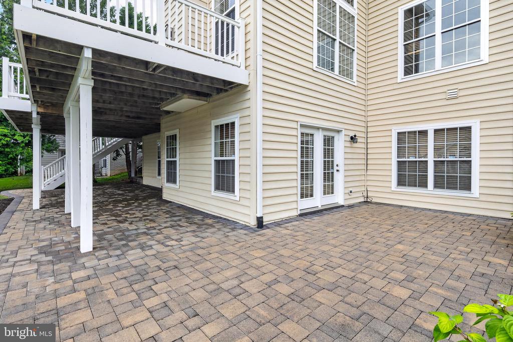 5779 COACHVIEW COURT