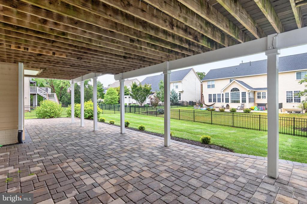 5779 COACHVIEW COURT