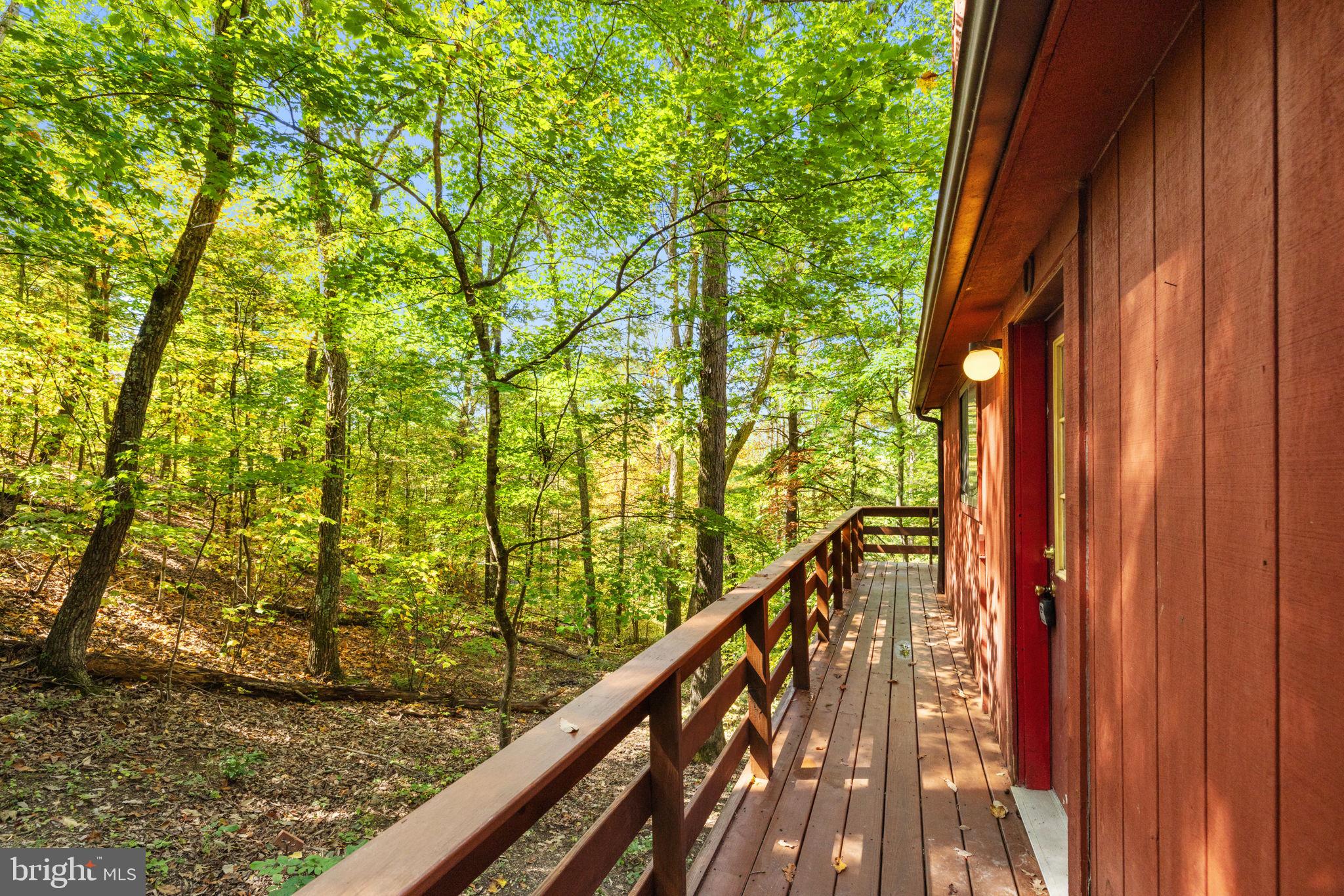 932 DAWN DRIVE