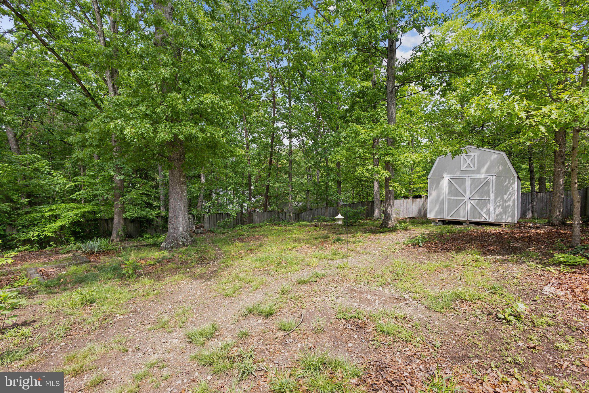 1218 WASHINGTON DRIVE