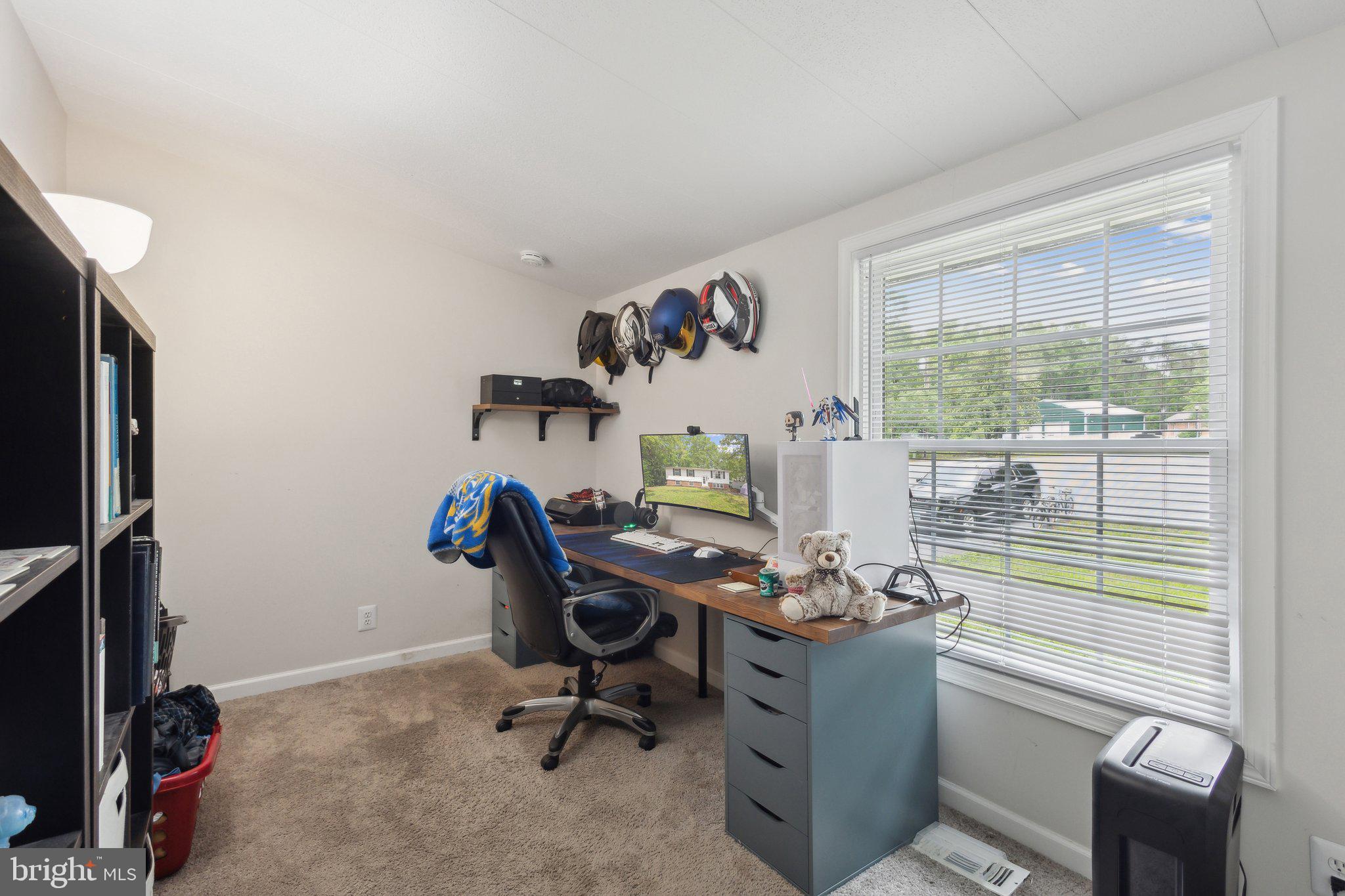 1218 WASHINGTON DRIVE