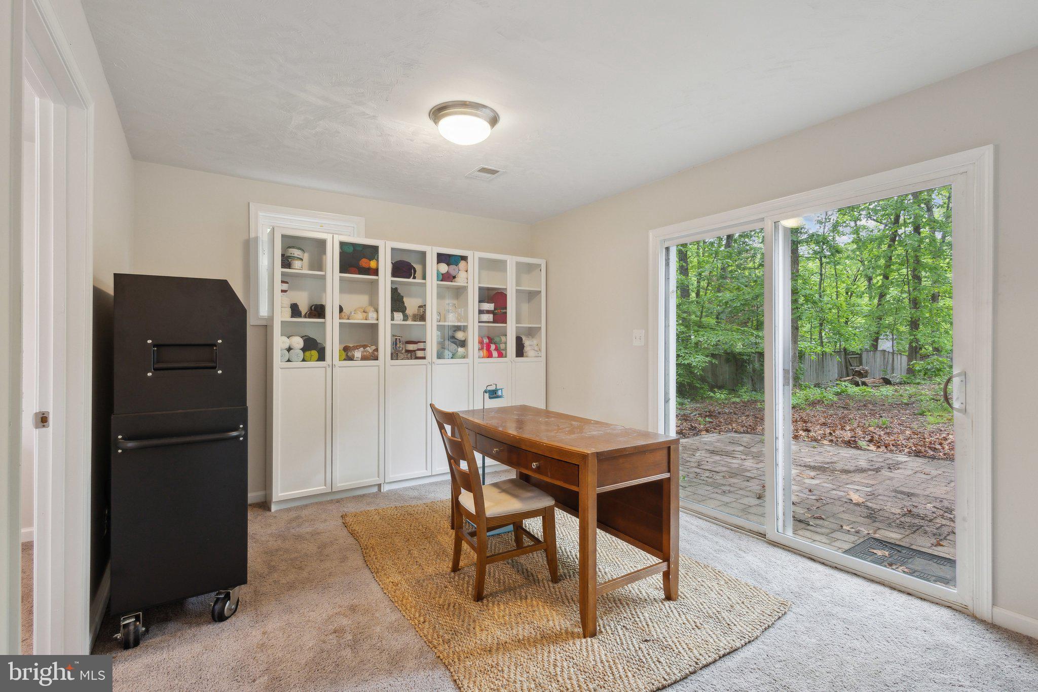 1218 WASHINGTON DRIVE