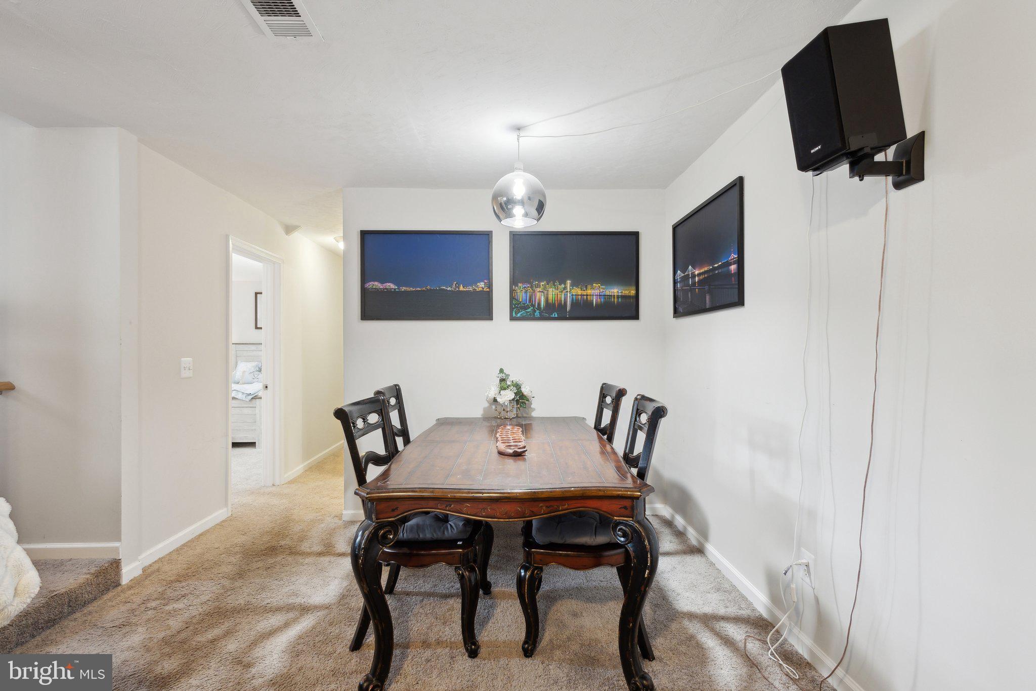 1218 WASHINGTON DRIVE