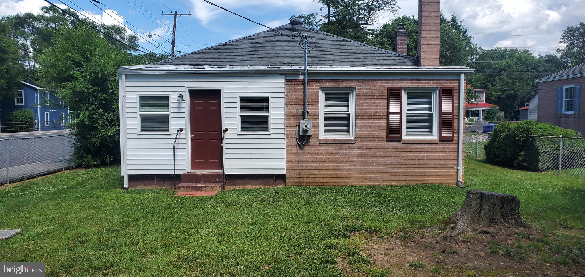 203 FLETCHER STREET