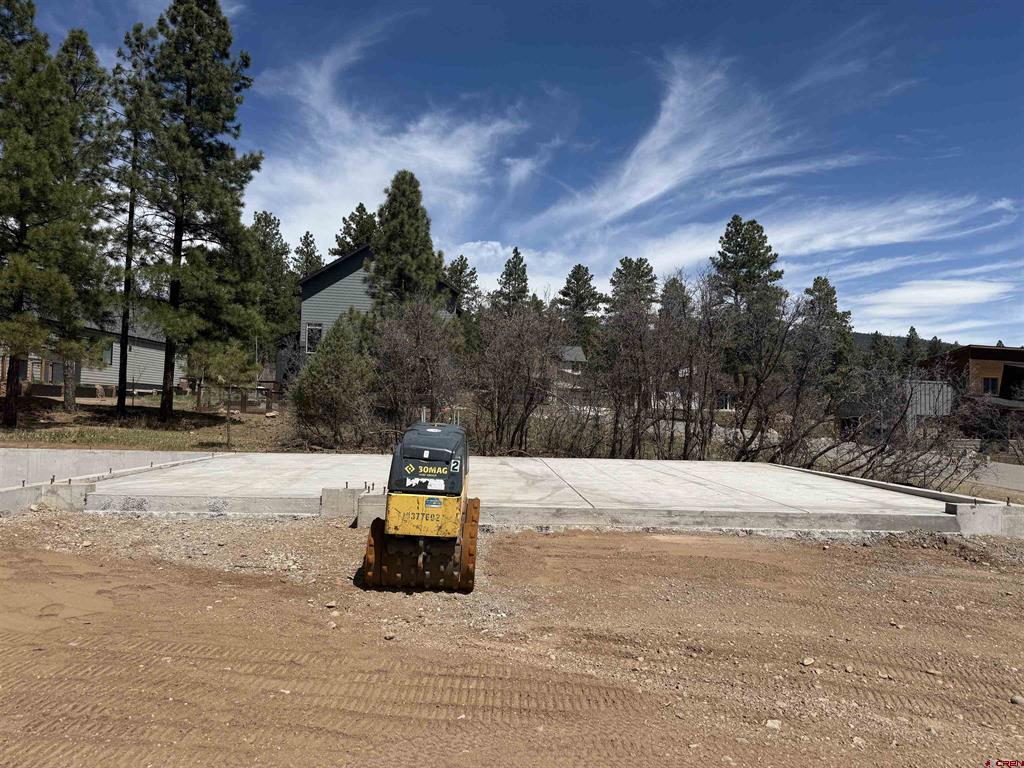 40 Edgemont Meadows Road