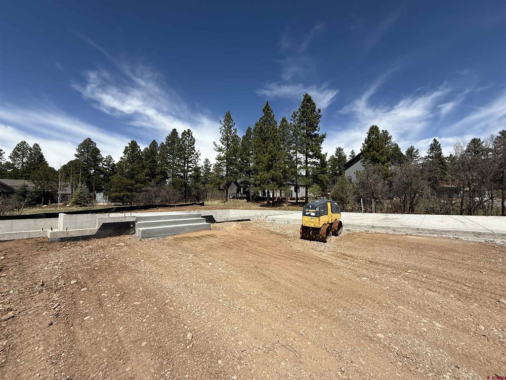 40 Edgemont Meadows Road