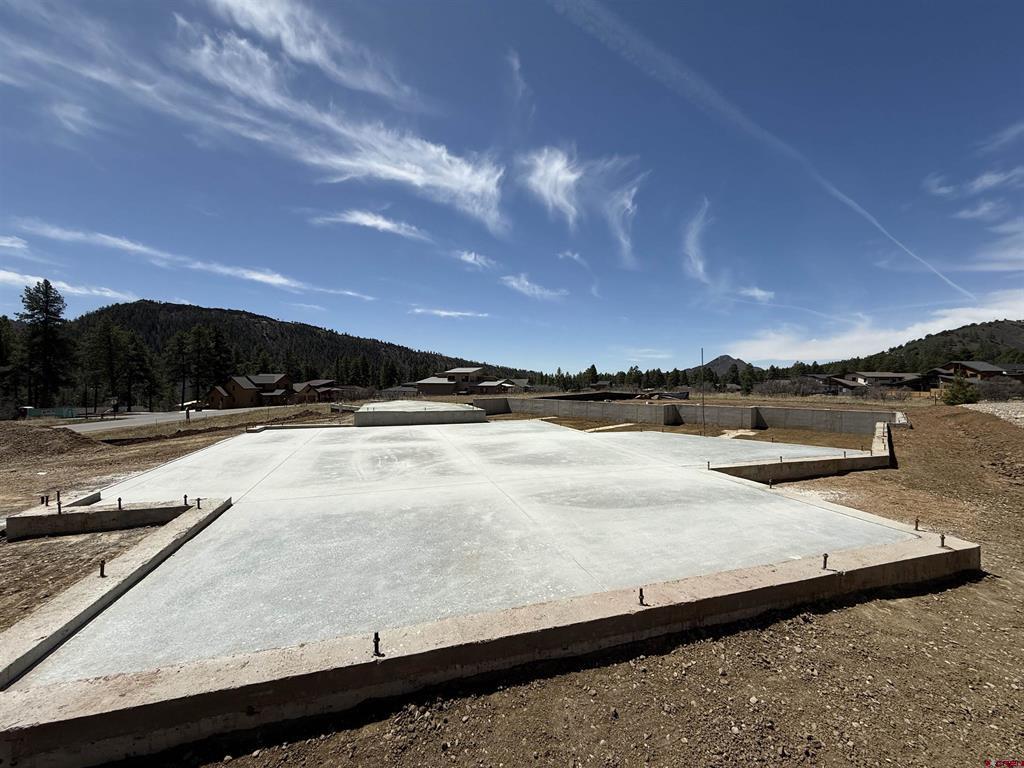 569 Edgemont Meadows Road