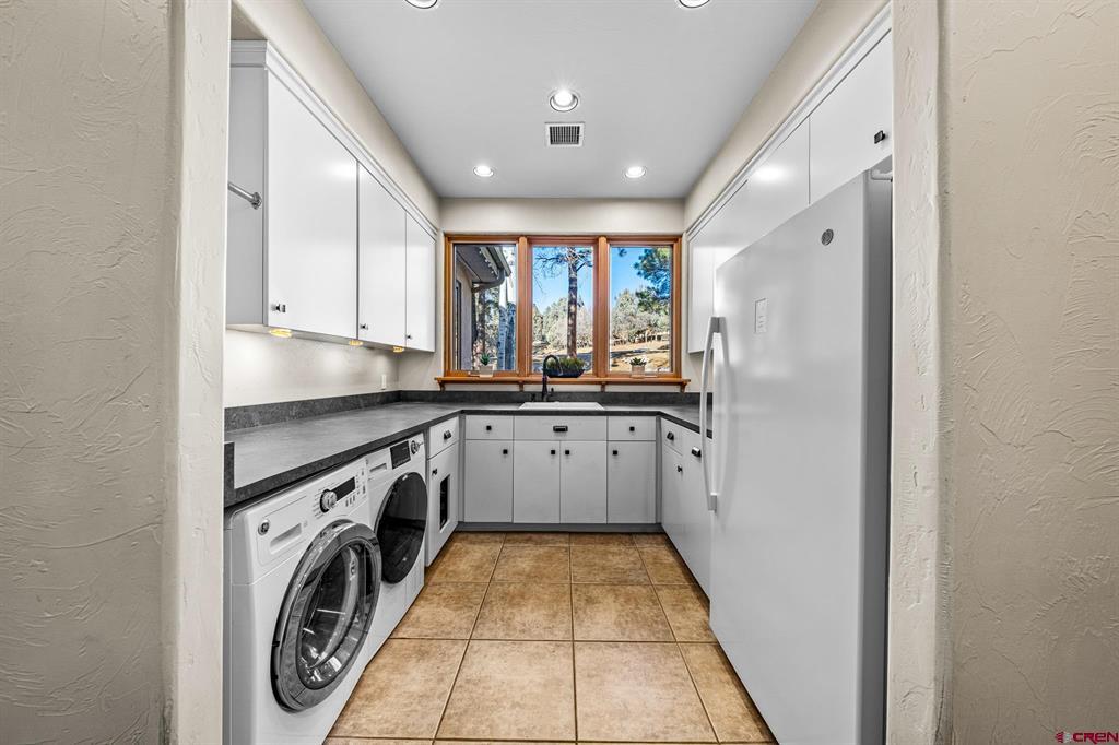 14 Perins Vista Drive