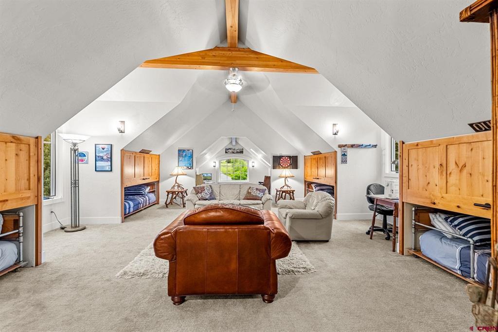 102 Rockridge Drive