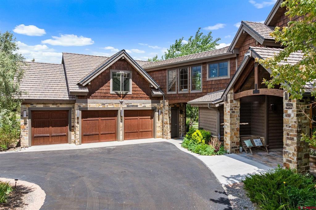 102 Rockridge Drive
