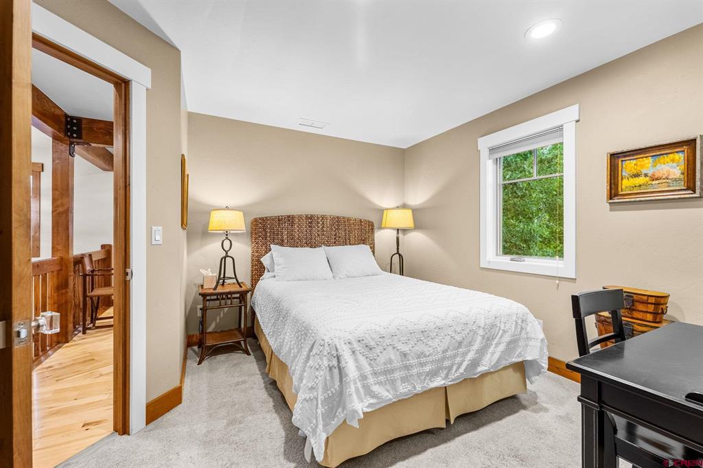 102 Rockridge Drive