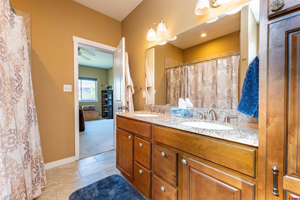 1607 S Taylor Circle