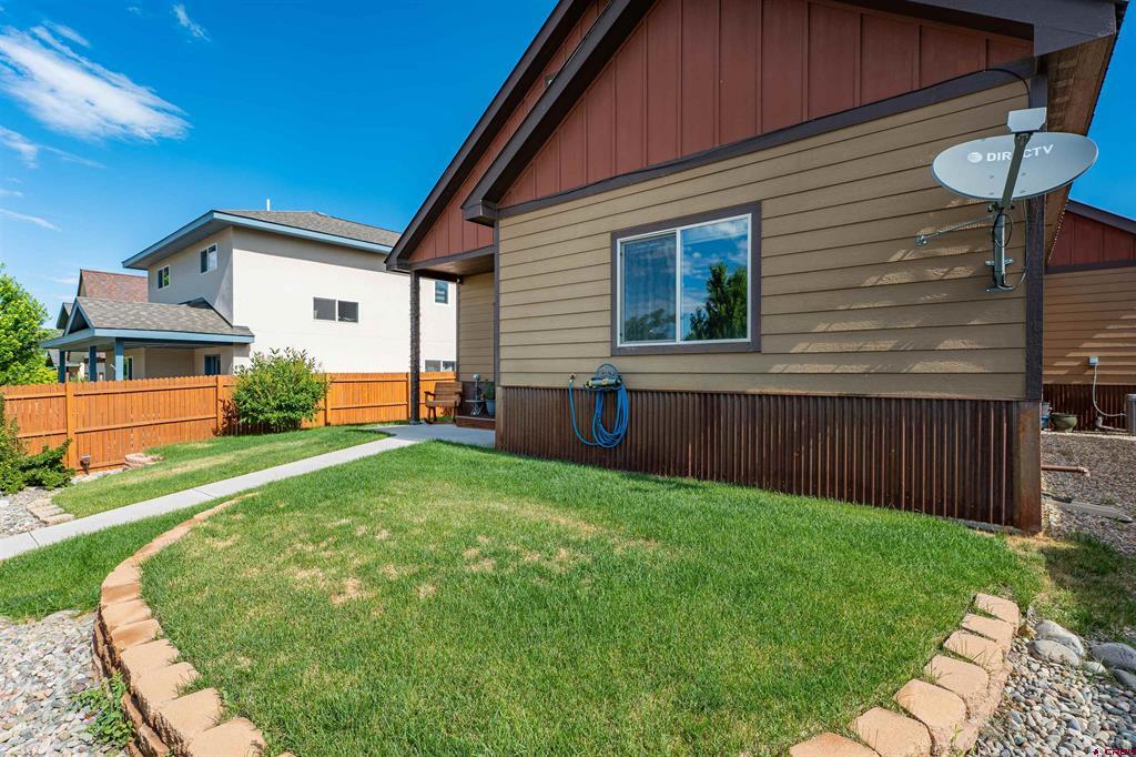 1607 S Taylor Circle