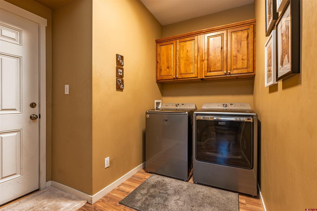 1607 S Taylor Circle