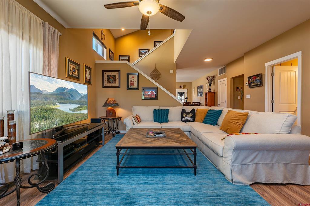 1607 S Taylor Circle