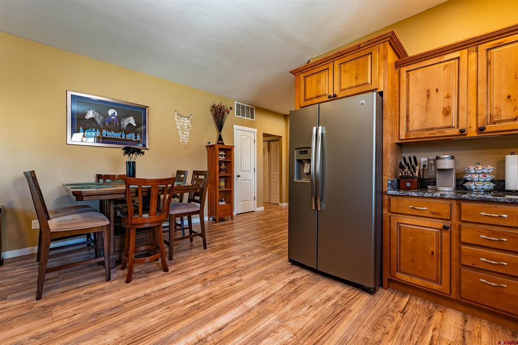 1607 S Taylor Circle