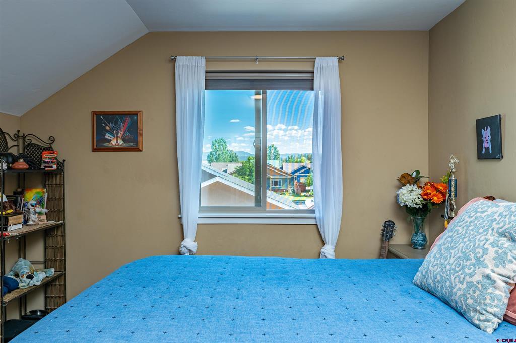 1607 S Taylor Circle