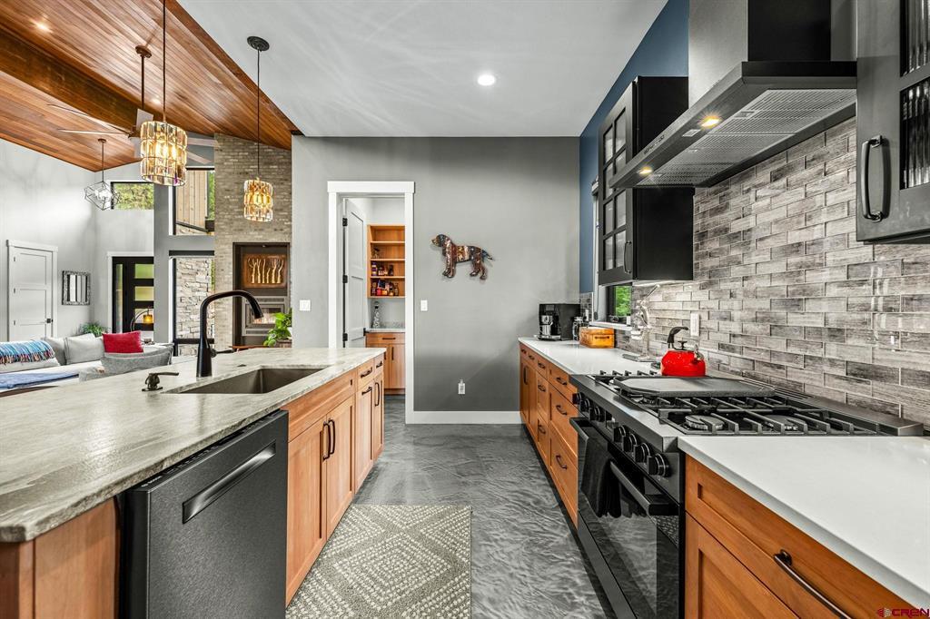 2161 Scout Ridge Road