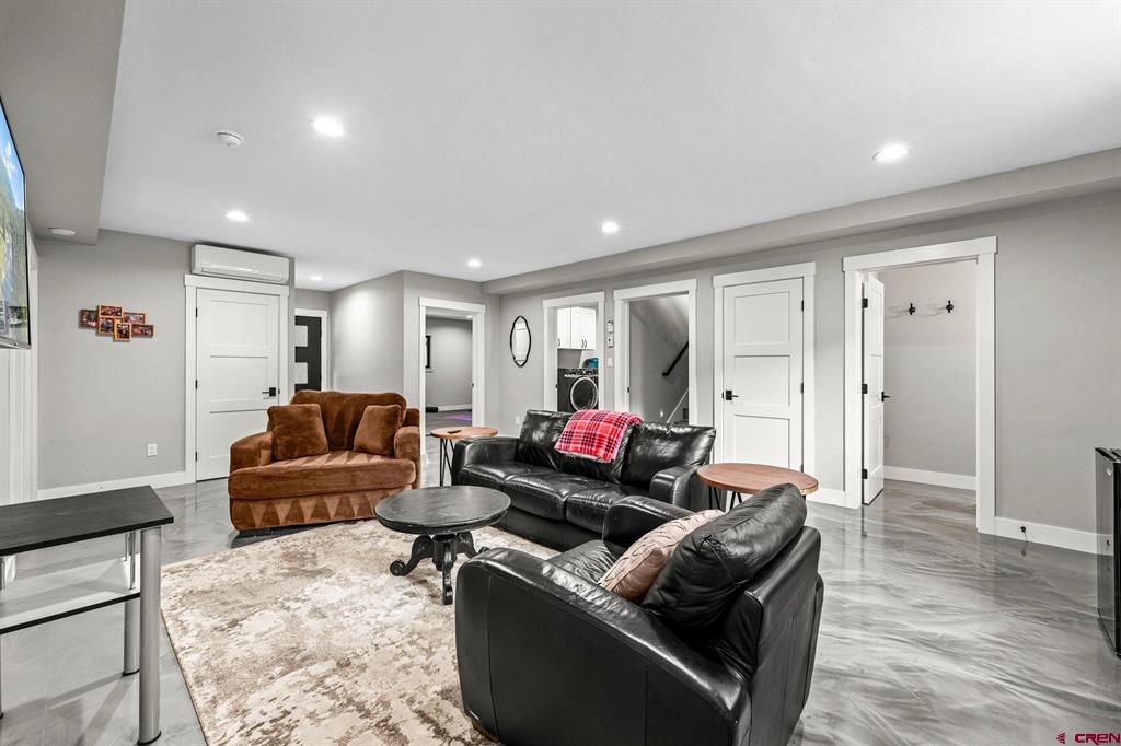2161 Scout Ridge Road