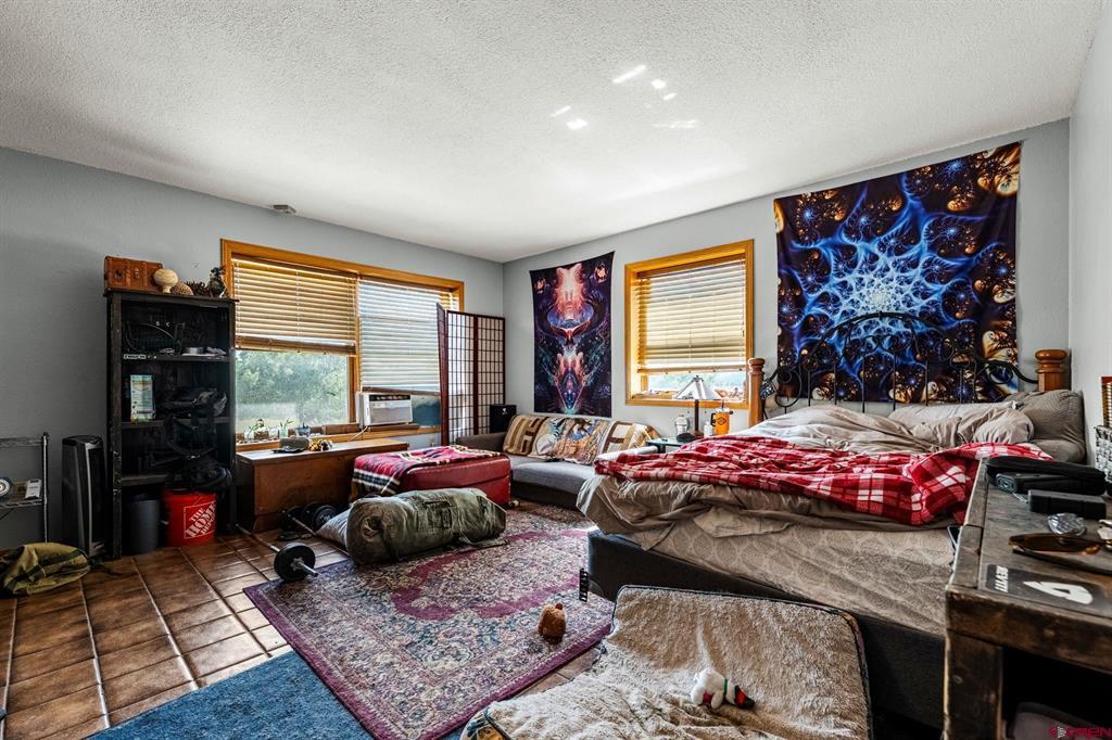 79 Cedar Circle