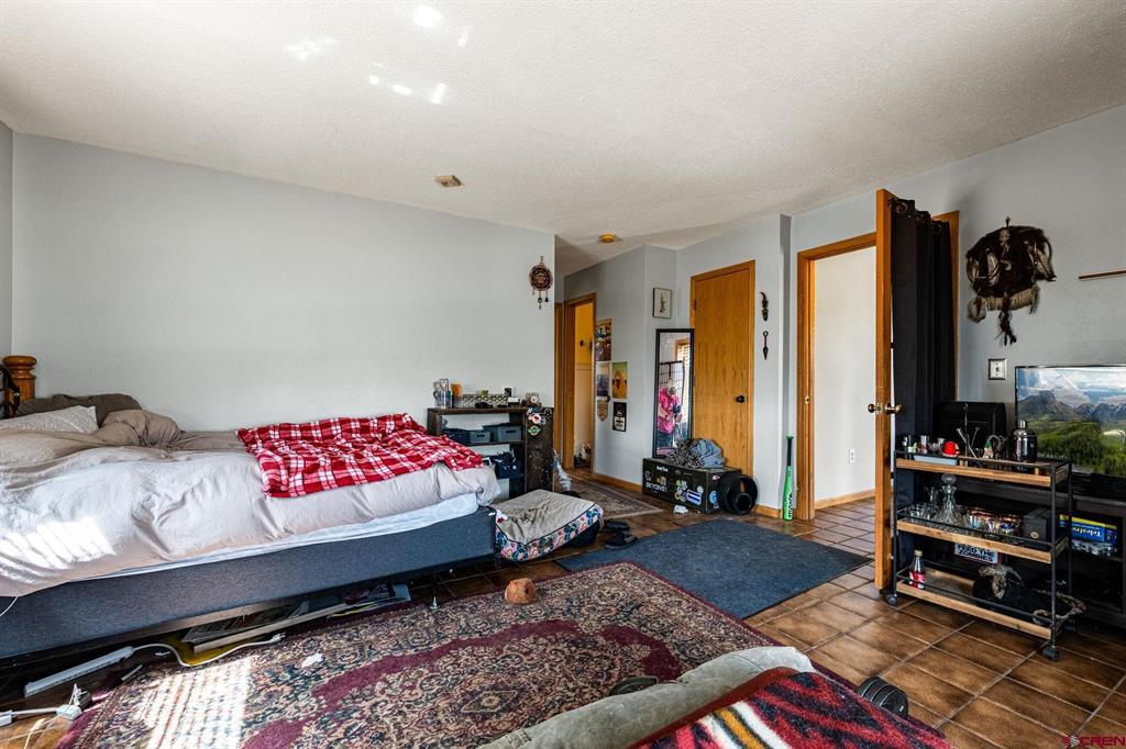 79 Cedar Circle