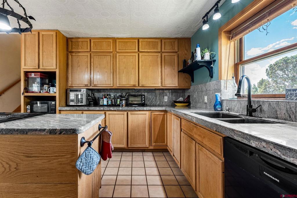 79 Cedar Circle