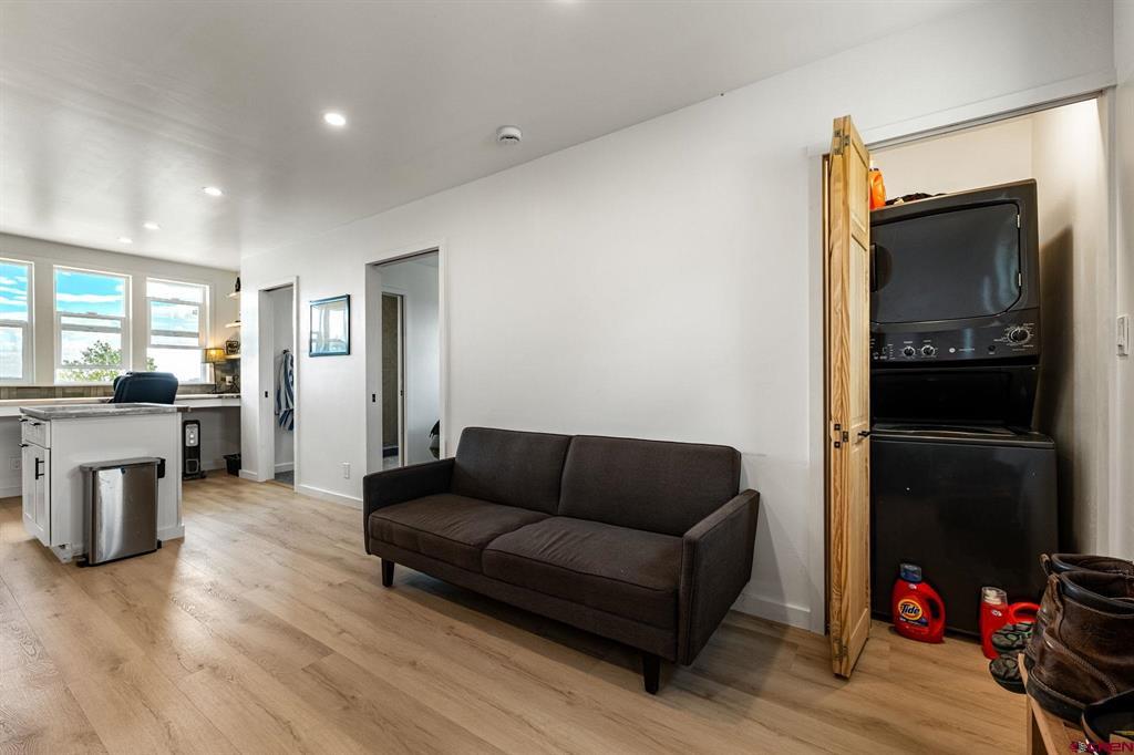 79 Cedar Circle
