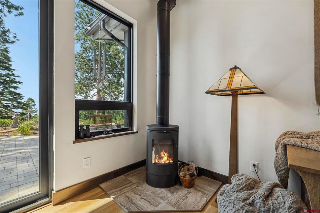 1523 Silver Mesa Driveway