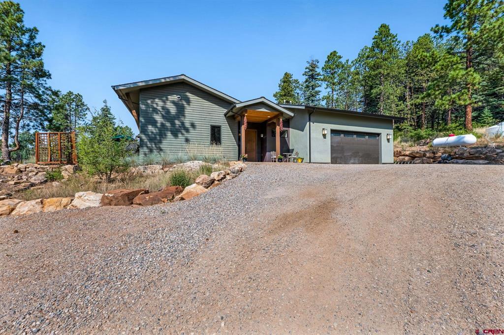 1523 Silver Mesa Driveway