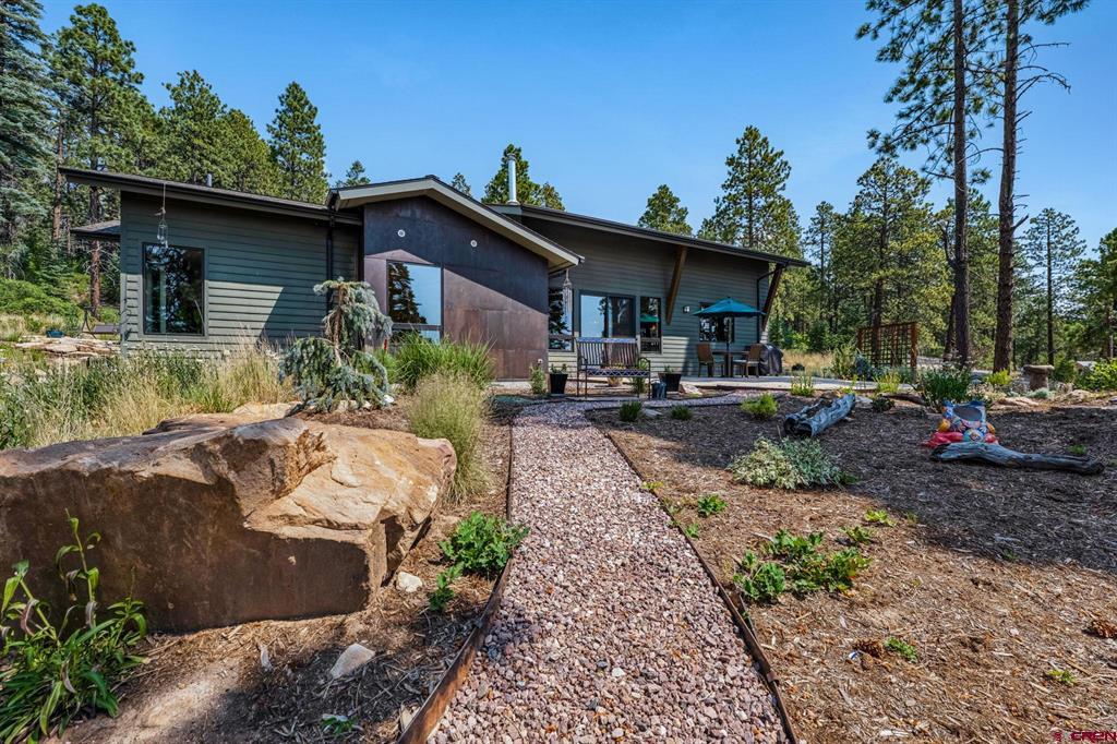 1523 Silver Mesa Driveway
