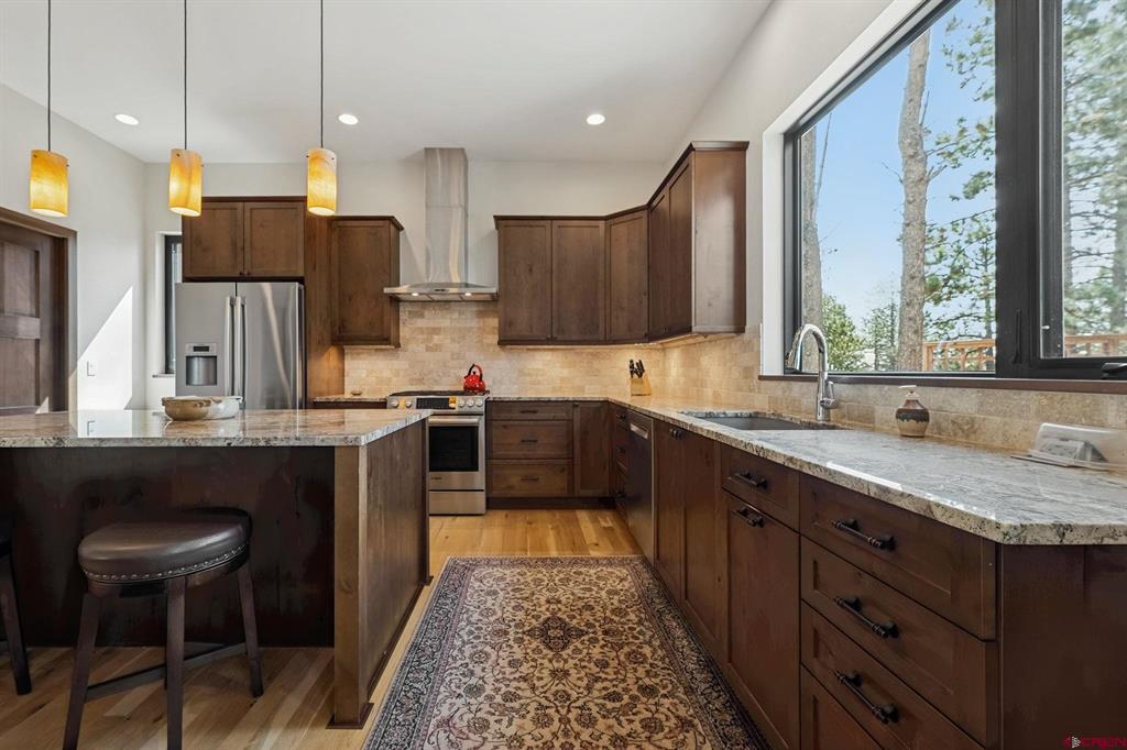 1523 Silver Mesa Driveway