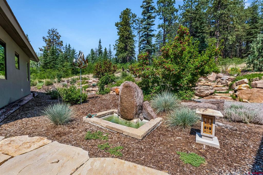 1523 Silver Mesa Driveway