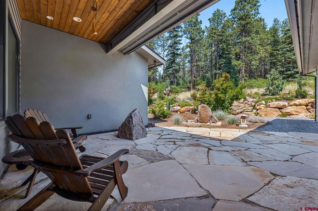 1523 Silver Mesa Driveway