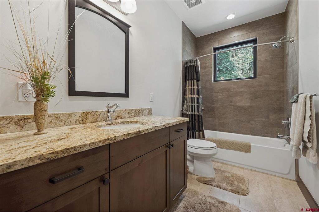 1523 Silver Mesa Driveway