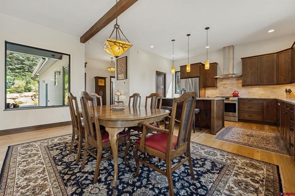 1523 Silver Mesa Driveway