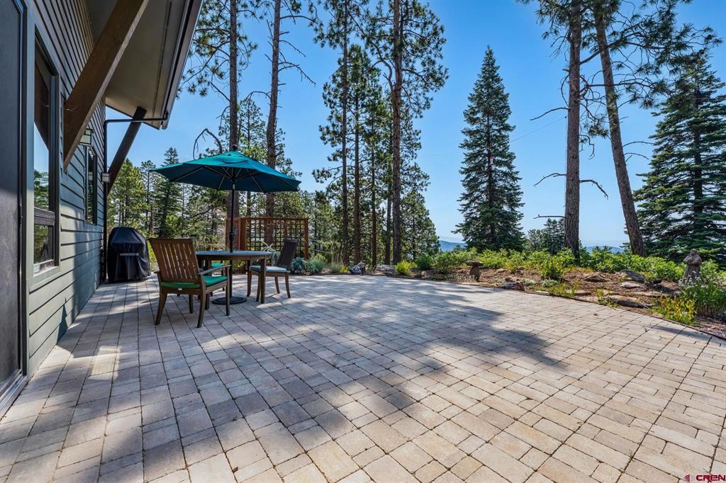 1523 Silver Mesa Driveway