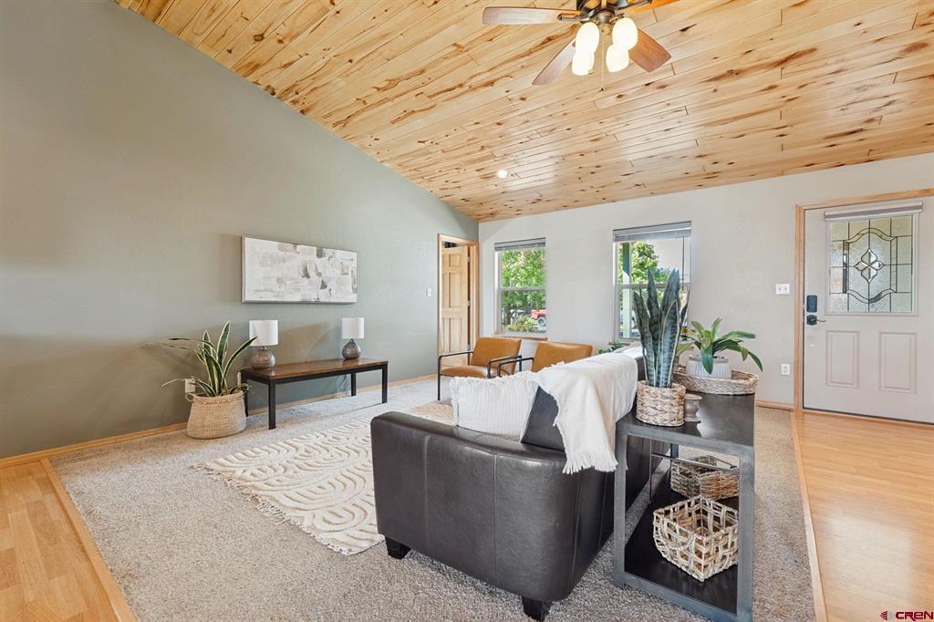738 Daylily Drive