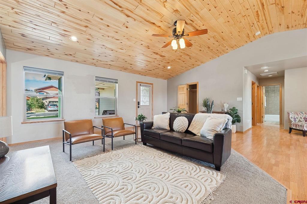 738 Daylily Drive