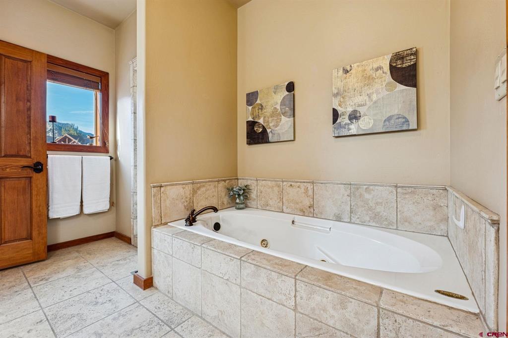 116 River Oaks Court