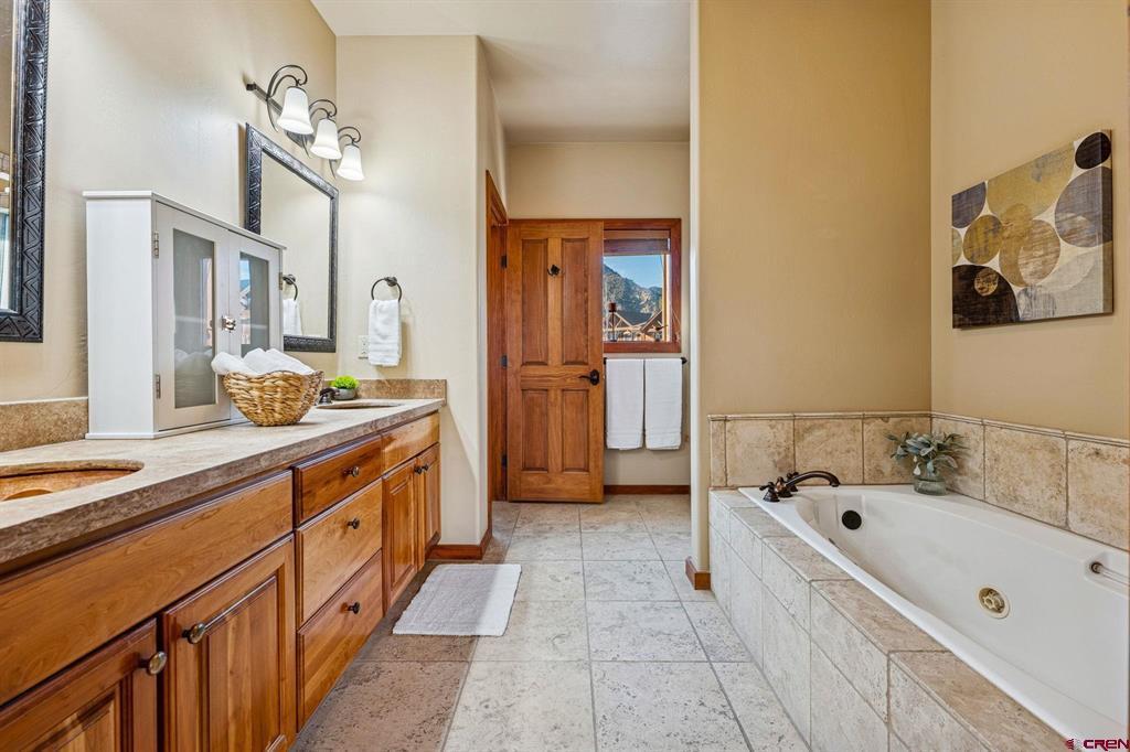 116 River Oaks Court