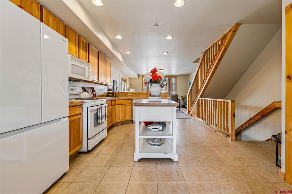 1295 Escalante Drive Unit: 24