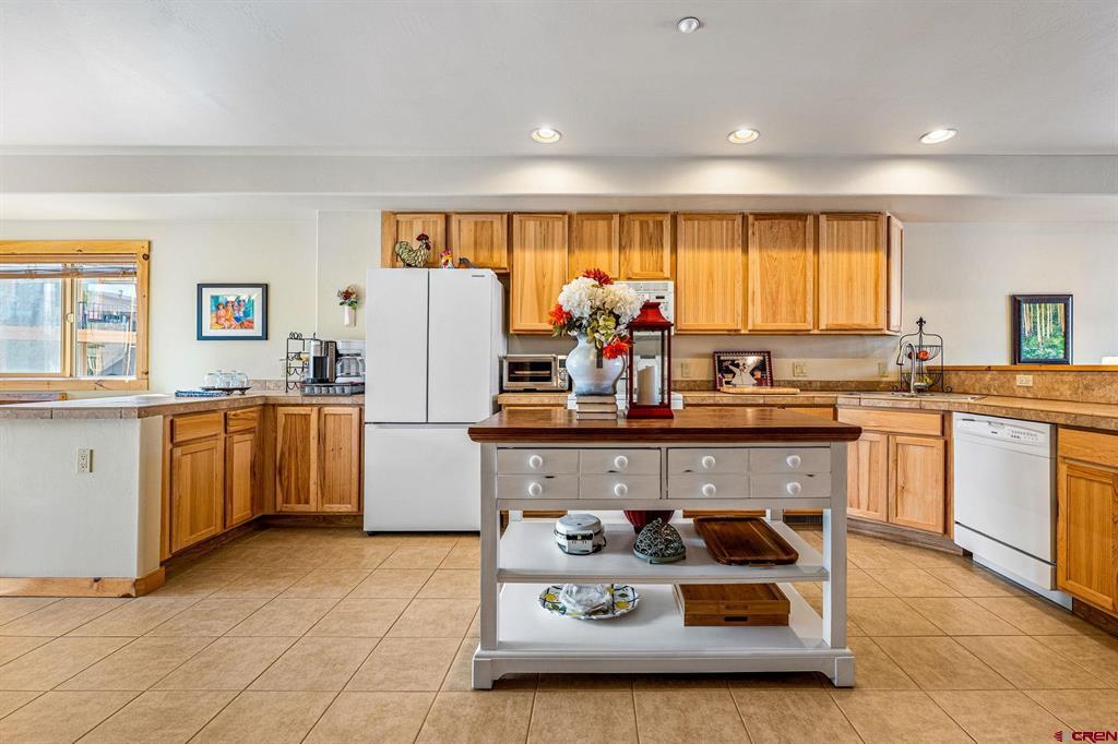 1295 Escalante Drive Unit: 24