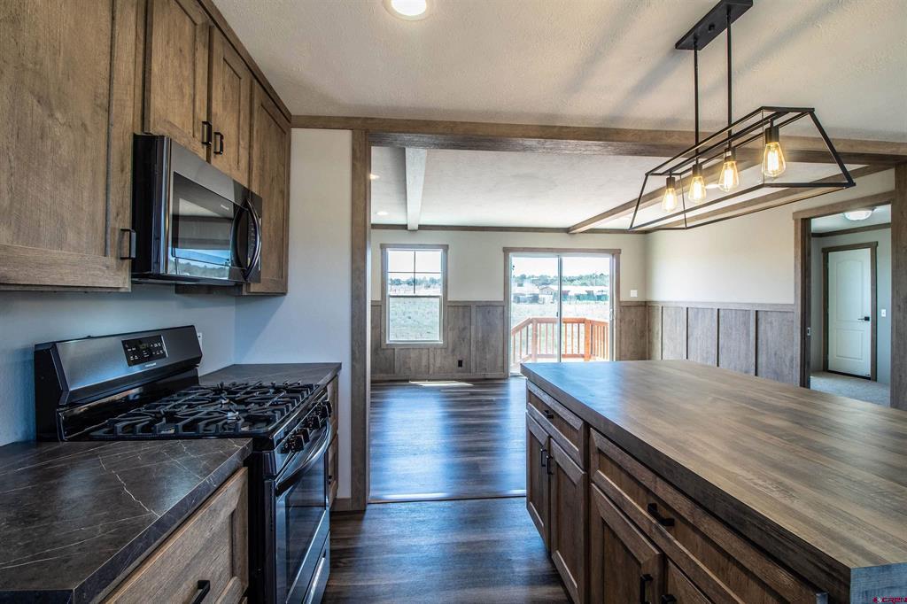 4897 County Road 311