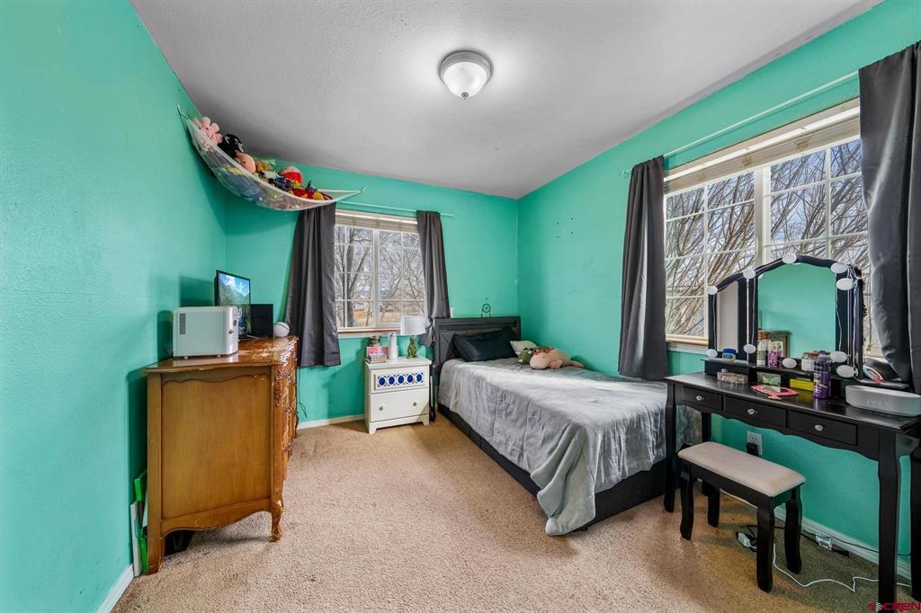 607 Tugwell Lane